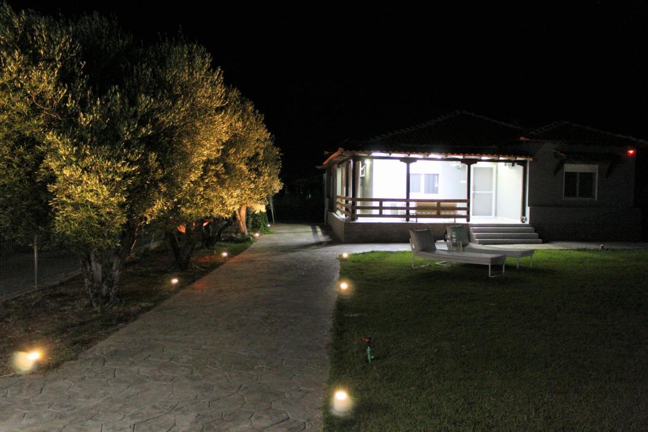 Villa Chalkidiki Beach House à Potidée Extérieur photo